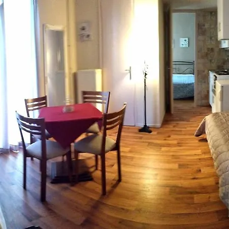 διεθνές Hotel *