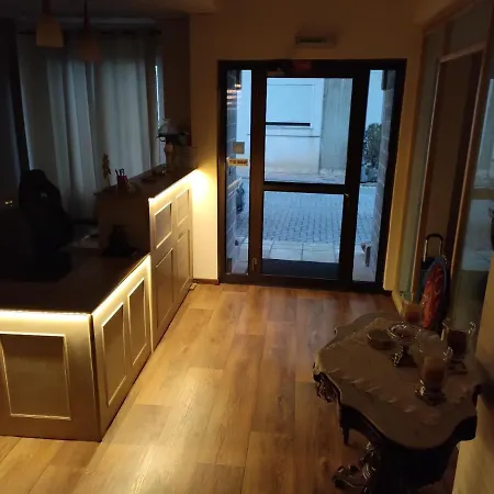 Hotel διεθνές *